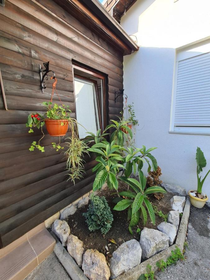 Simun Apartamento Karlovac Exterior foto